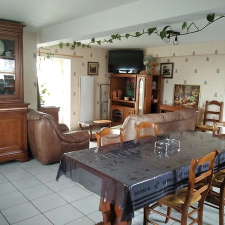 Gîte les blés dorés à 7 km de DERVAL. Conquereuil Extérieur photo
